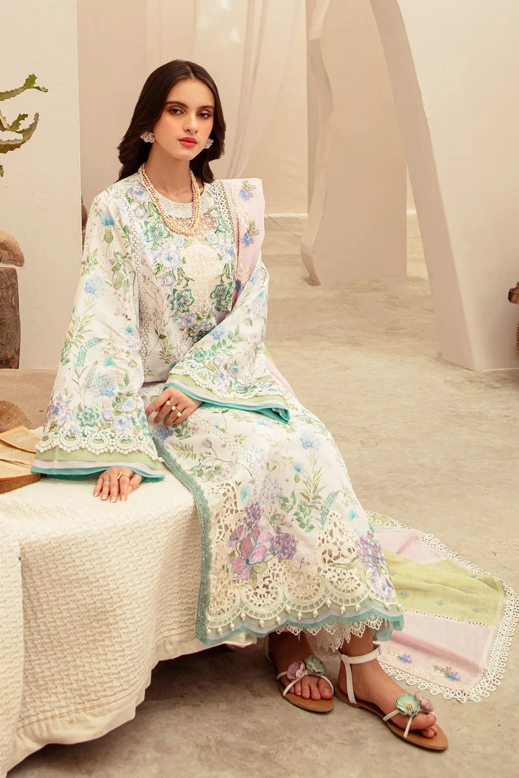 Alif Affordable Lawn by Abbas Jamil Rajpoot  – Gleam