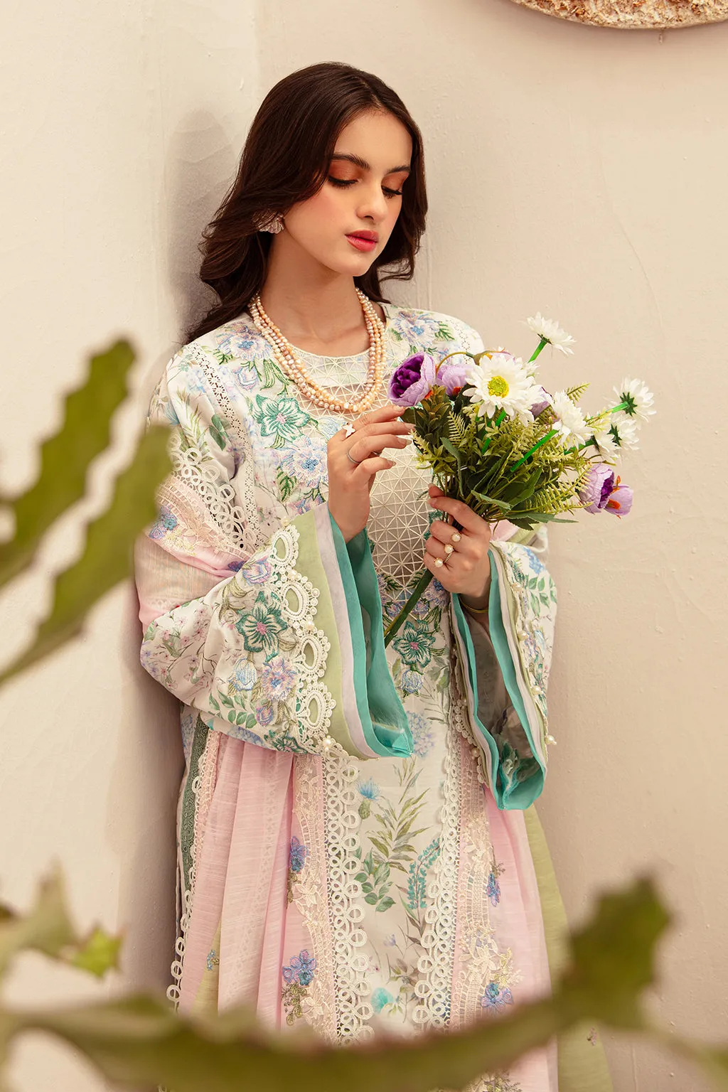 Alif Affordable Lawn by Abbas Jamil Rajpoot  – Gleam