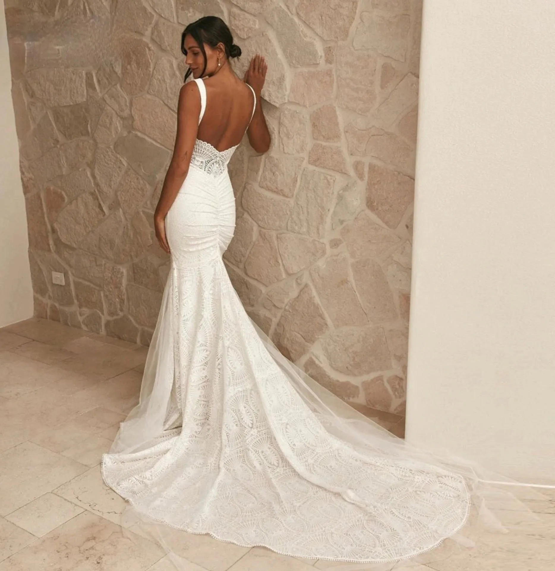 Backless Boho Wedding Dress Mermaid Lace V Neck Rustic Garden Bridal Gown