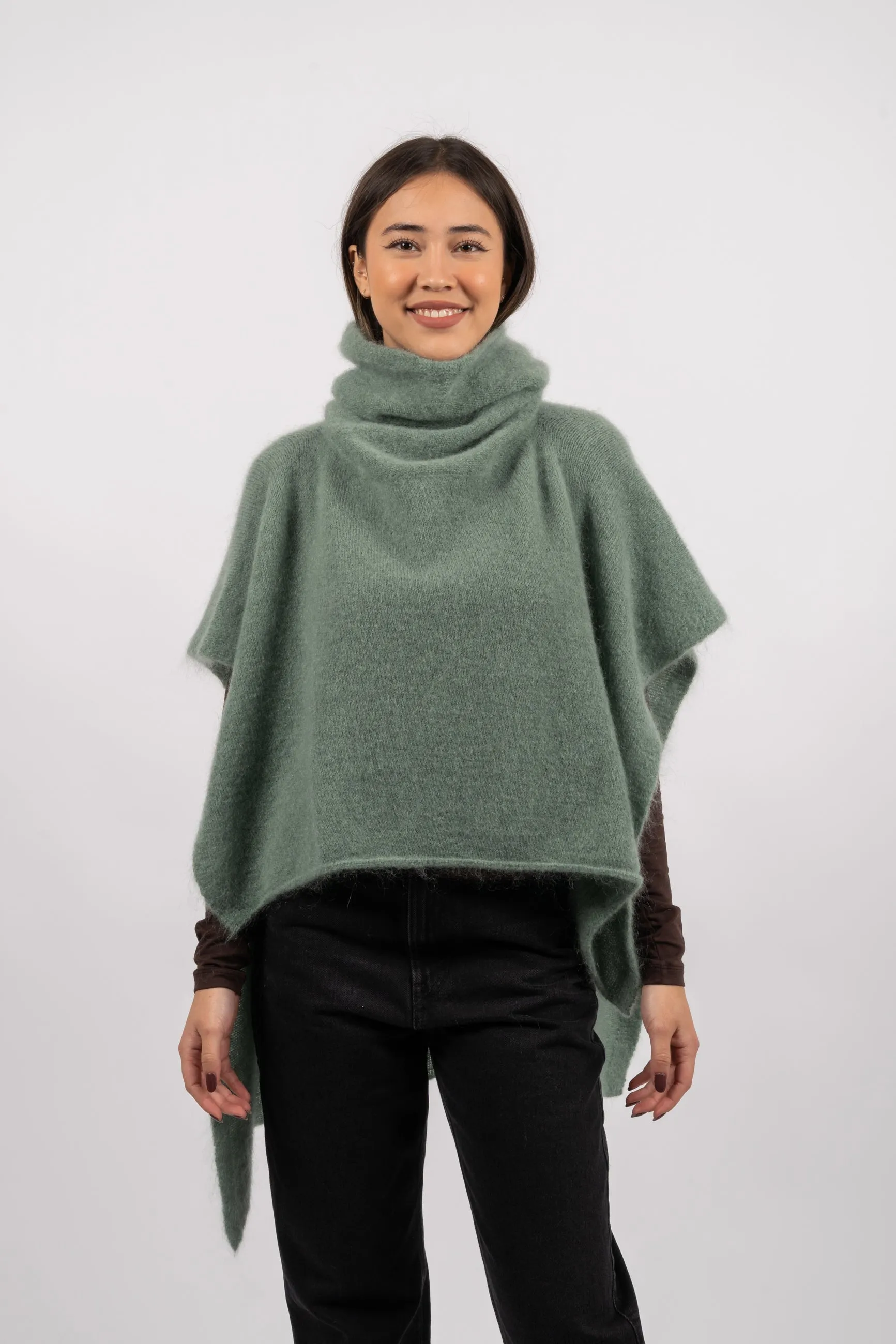 Bella Poncho - Dusty Green