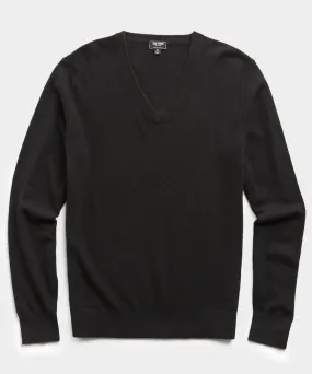 Cashmere V-neck Sweater in Black