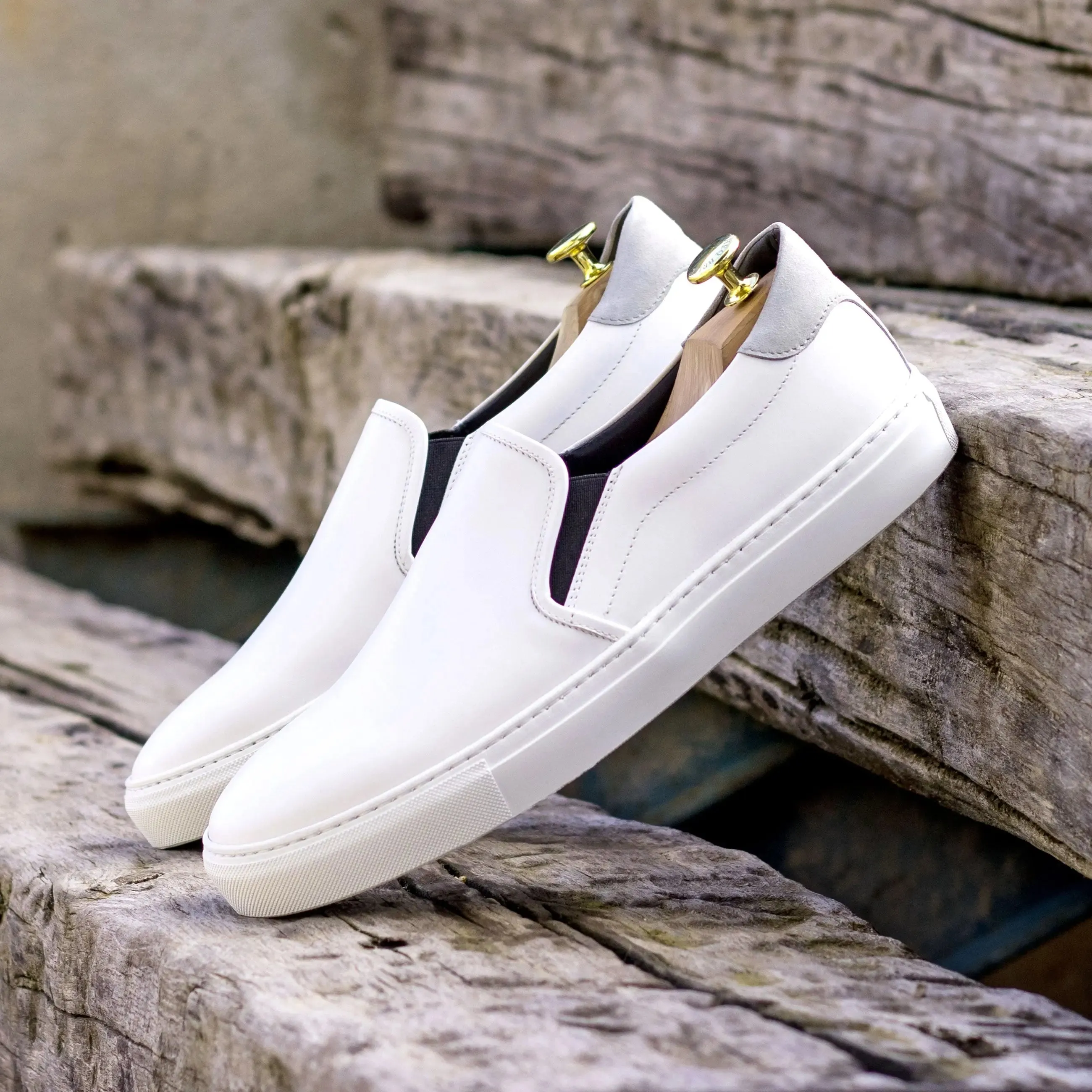 DapperFam Versado in White / Light Grey Men's Italian Suede Slip On