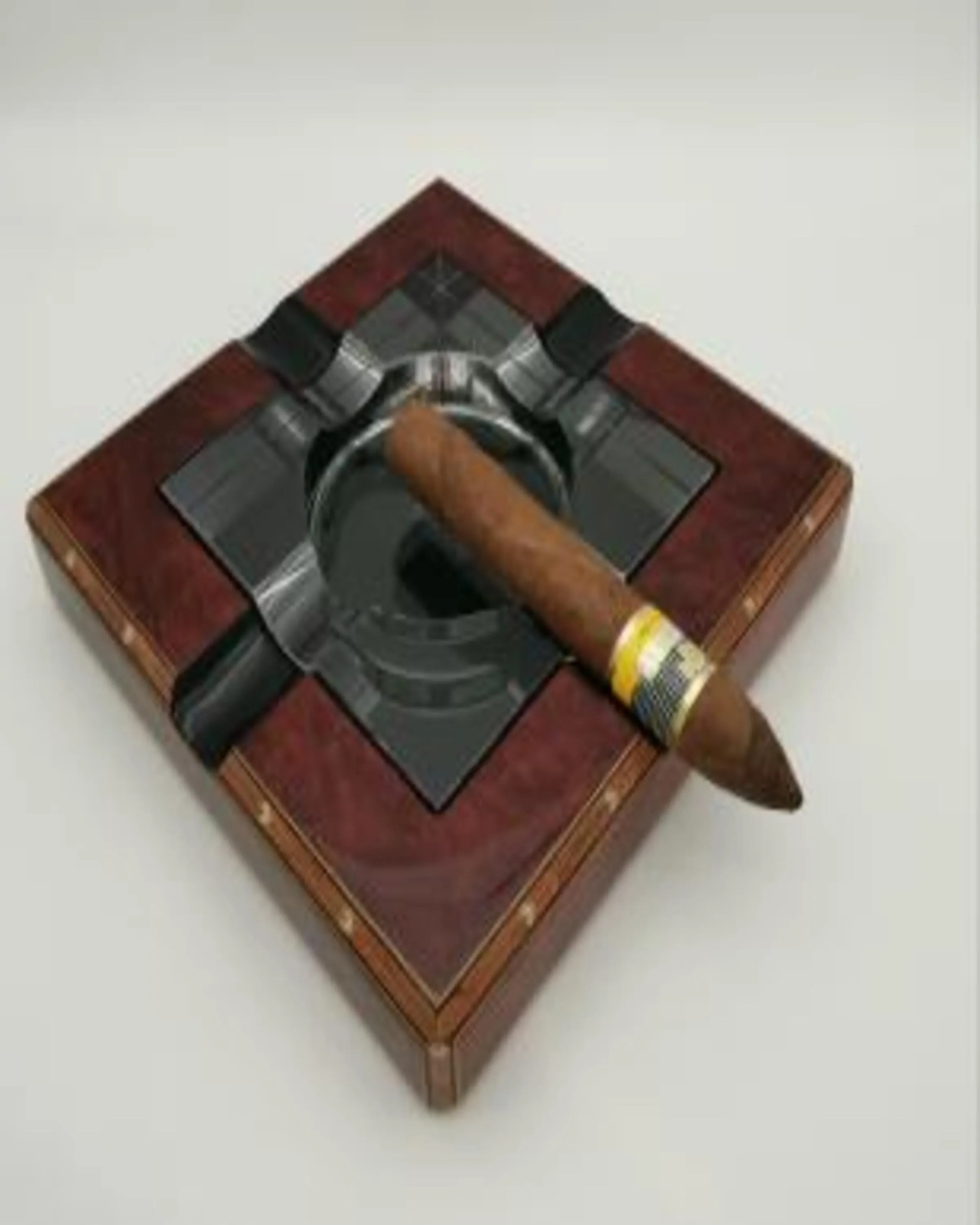 ELIJAH BROWN ASH TRAY- BAR ACCESSORIES