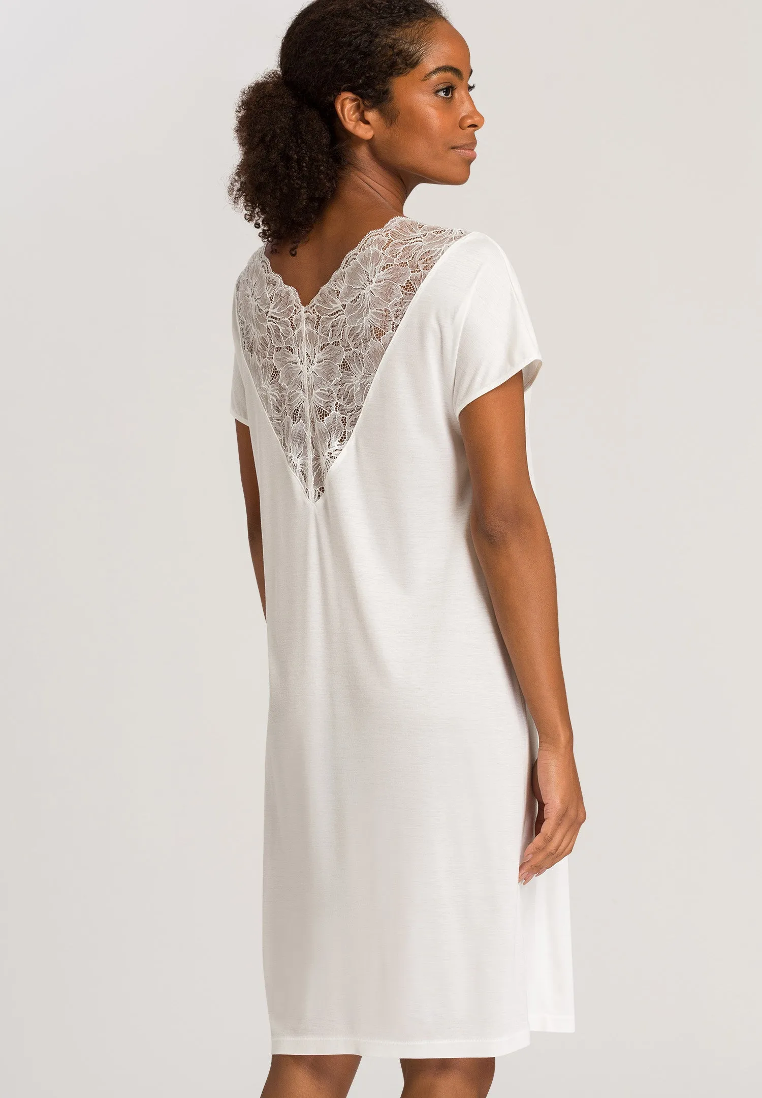 Juna Soft Lace Trim Nightgown | Off White 77972-102