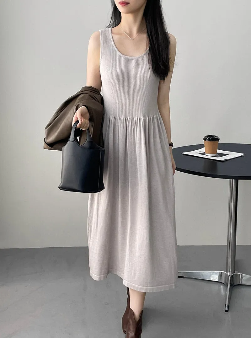 [Korean Style]  U-Neck Solid Color Elastic Midi Knit Dress