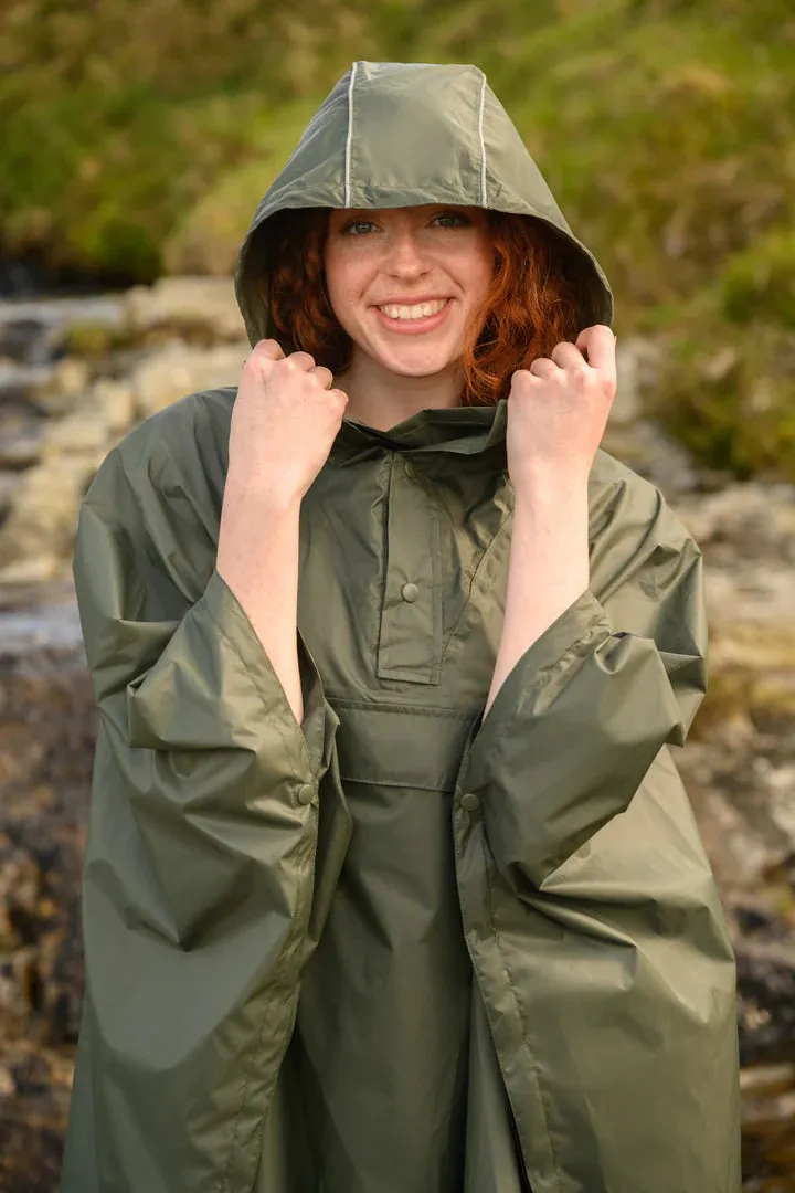 Poncho. Packable, waterproof cape