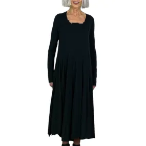 SEAMED FRONT KNIT DRESS